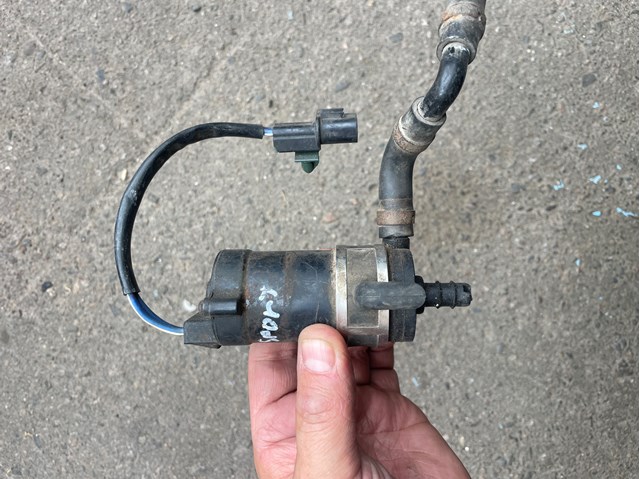 Насос-двигун омивача фар MR517349 MITSUBISHI
