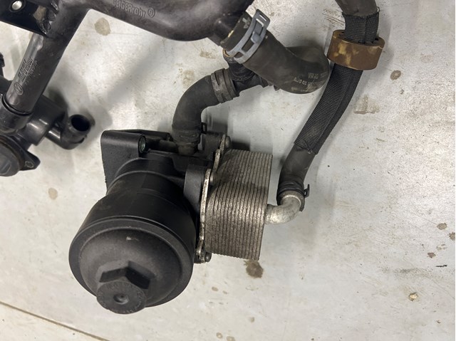 Корпус маслофільтра 03L115389E VAG