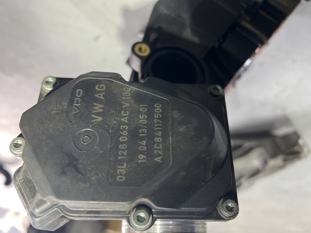 Блок дросельної заслінки 03L128063AC VAG