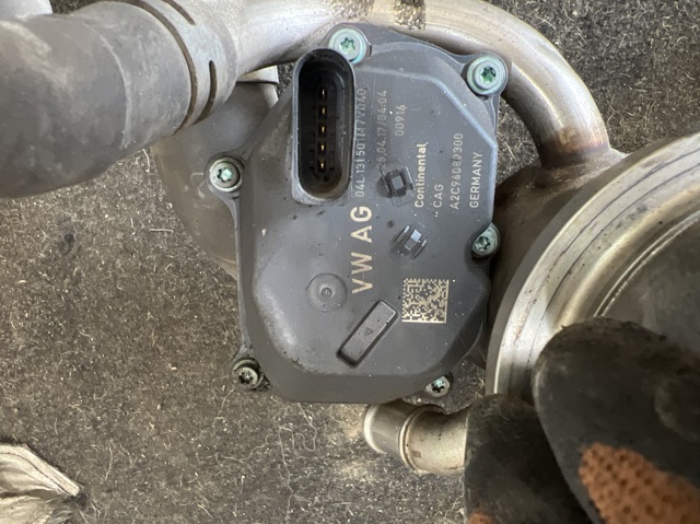 Клапан EGRсістеми рециркуляції відпрацьованих газів 04L131501M VAG