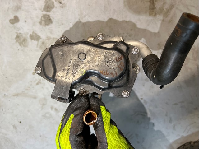 Клапан EGRсістеми рециркуляції відпрацьованих газів 04L131501S VAG