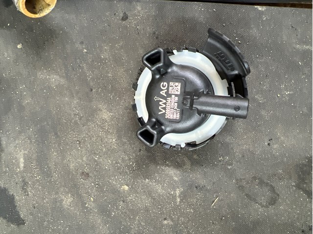 Датчик AIRBAG передній 3Q0959354A VAG