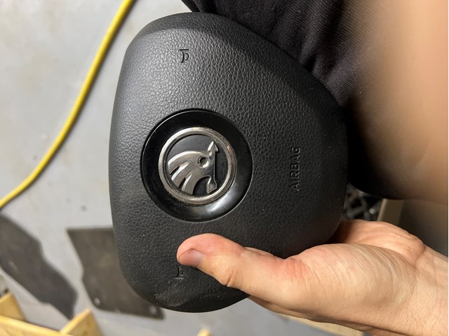 Подушка безпеки, водійська, AIRBAG 3T0880201F VAG