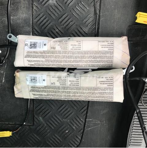 Подушка переднього сидіння 3T0880242B VAG
