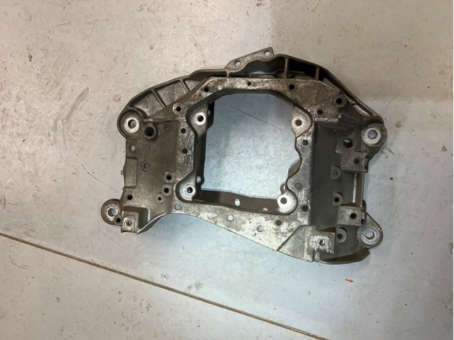 Кріплення коробки передач 4G0399263G VAG