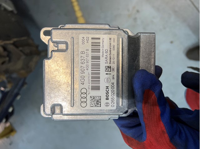 Датчик поперечного прискорення (ESP) 4G0907637B VAG