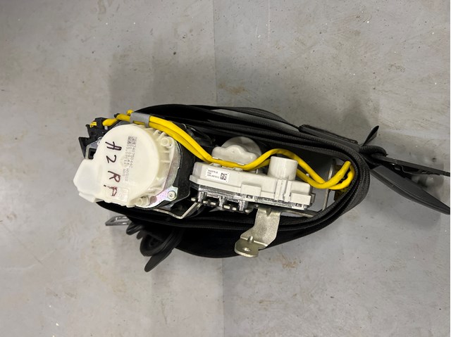 Ремінь безпеки передній правий 4G8857706E VAG