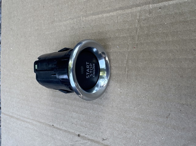 Кнопка запуску двигуна BJS7663S0 MAZDA