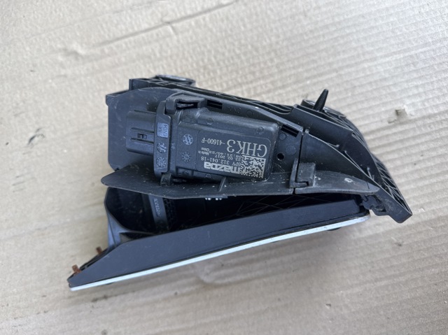 Педаль акселератора GHK341600F MAZDA
