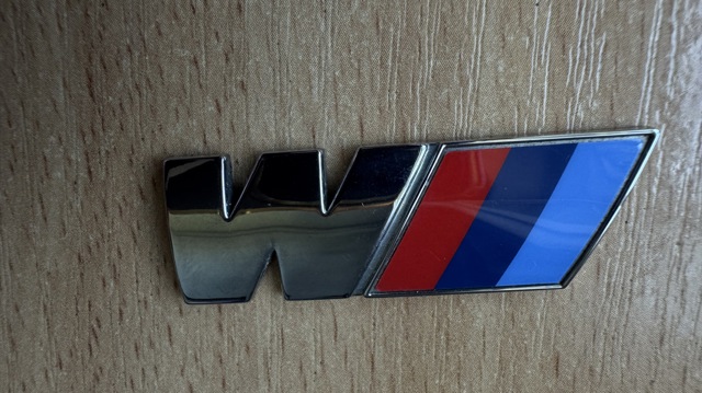 Фірмовий значок капота 51148058881 BMW