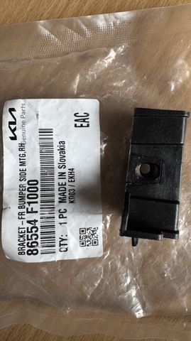 Праве кріплення переднього бампера 86554F1000 HYUNDAI