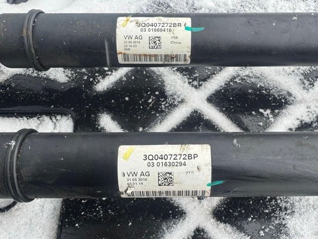 Привід передній правий 3Q0407272BP VAG