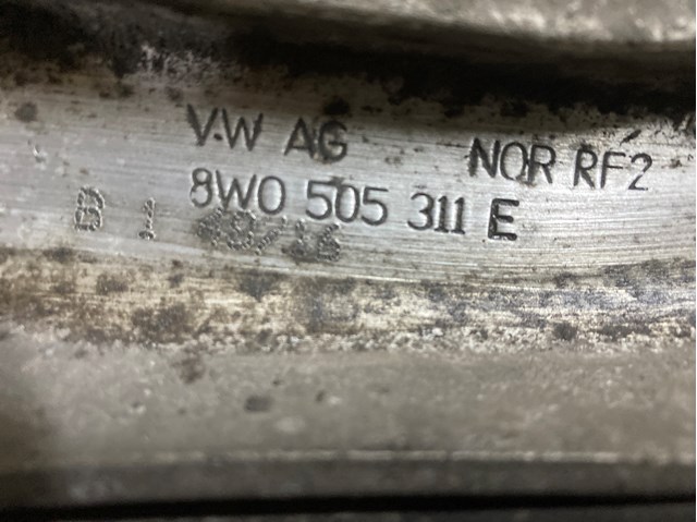 Балансир задній нижній 8W0505311E VAG