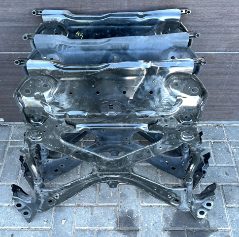 Передня балка 8W1399347H VAG