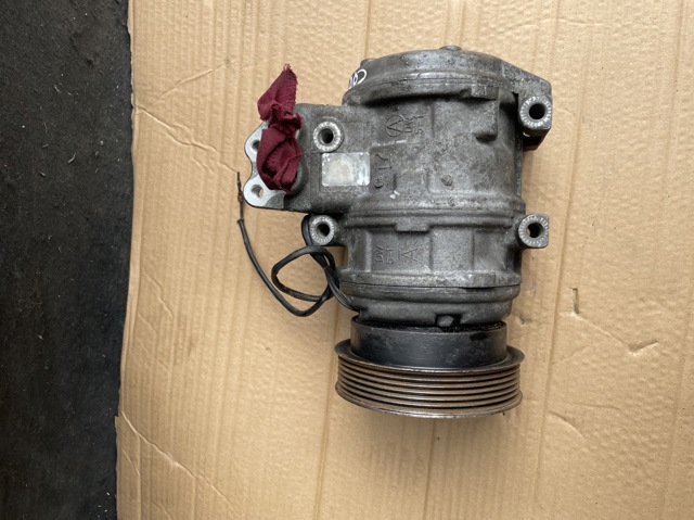 Компресор кондиціонера 1625019100 HYUNDAI