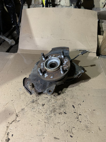 Кулак поворотний передній правий 517162F310 HYUNDAI