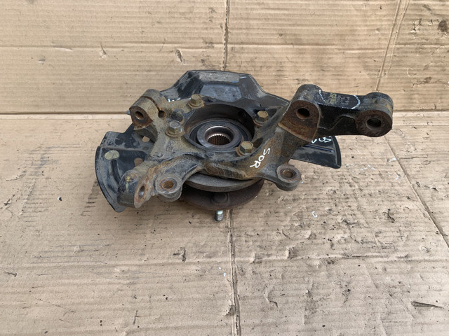 Вісь передня і поворотні кулаки 517162P500 HYUNDAI