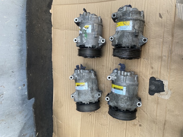 Компресор кондиціонера 8200309193 RENAULT