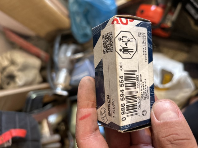 Датчик АБС (ABS) задній 0986594554 BOSCH