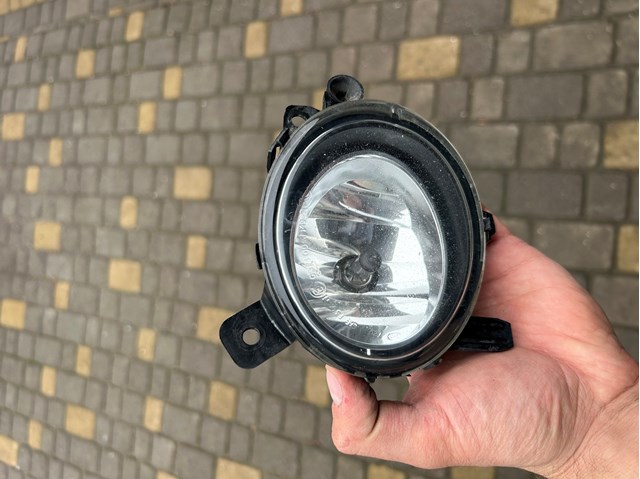 Туманка права 63177248912 BMW
