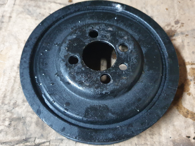 Шків колінчастого вала 03G105243 VAG