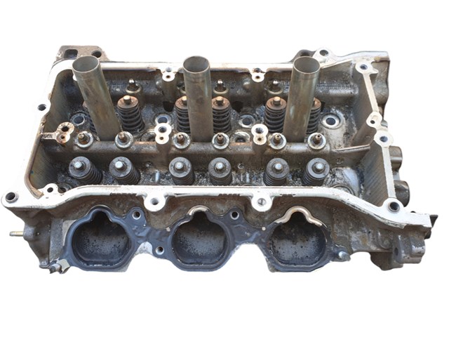 ГБЦ  двигуна 1110209140 TOYOTA