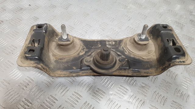 Подушка (опора) двигуна, задня 1238031040 TOYOTA