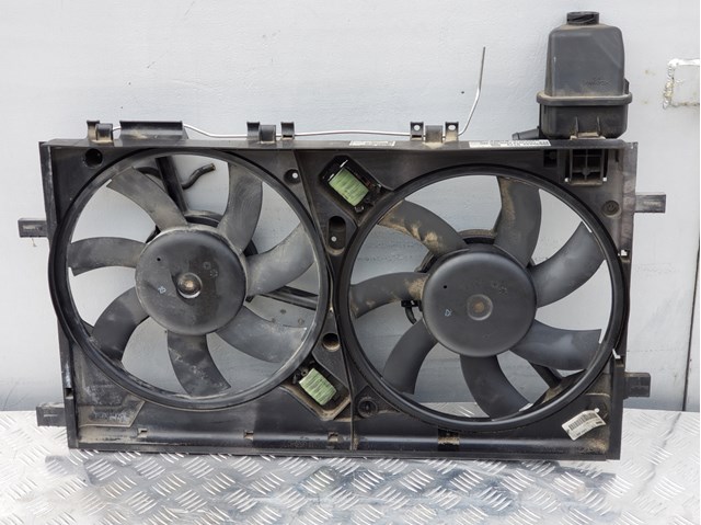 Вентилятор радиатора комплект 2 секции 7 лопастей+7 лопастей с диффузором opel 2.0cdti 13223018