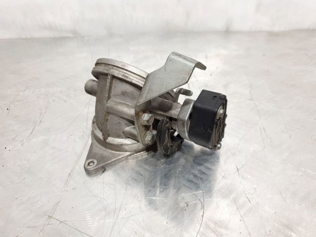 Блок дросельної заслінки 13541748840 BMW