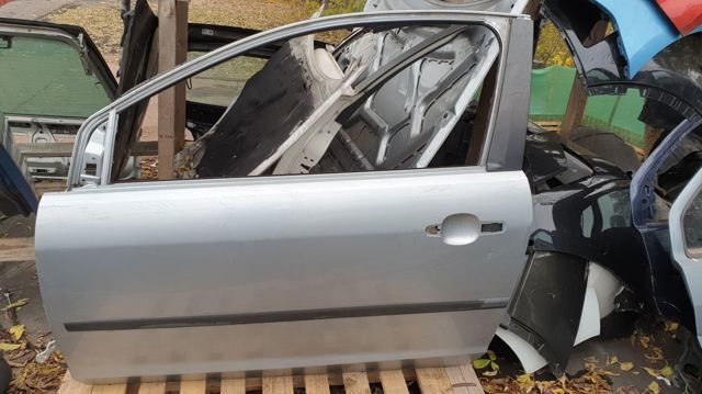 Двері передні, ліві 1505766 FORD