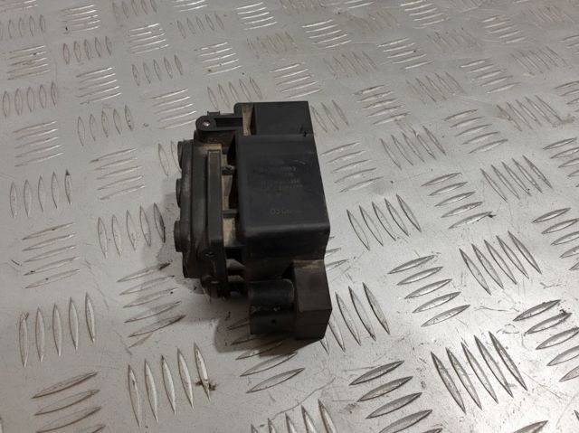 Блок клапанів гідравлічної підвіски AБС (ABS) 15152400082 PORSCHE