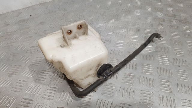 Бачок системи охолодження, розширювальний 1647031070 TOYOTA