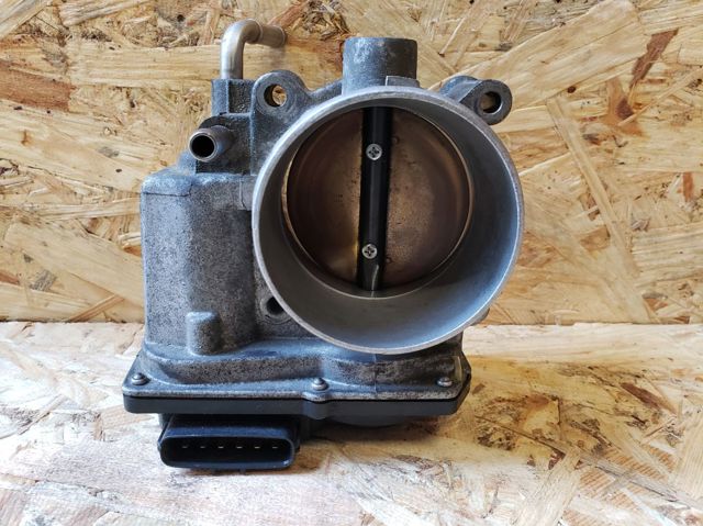 Заслінка повітряна 2203031020 TOYOTA