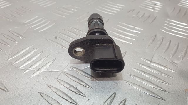 Датчик частоти обертання розподілвалу 23731EC01A NISSAN
