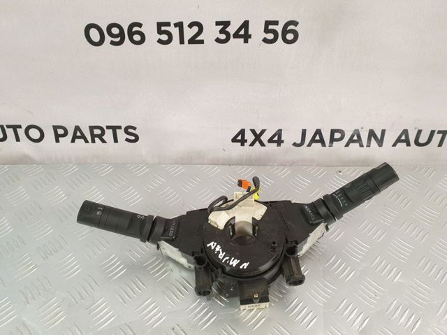 Перемикач підрульовий, правий 25260CB60A NISSAN