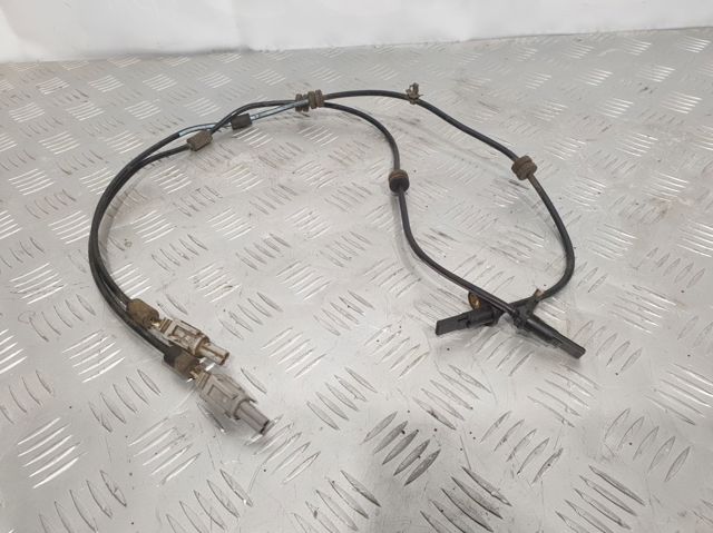 Датчик АБС задній правий 27540SC000 SUBARU
