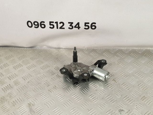 Моторчик заднього двірника 28710JD000 NISSAN