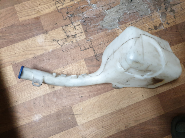Бачок омивача скла 2S6117618AH FORD