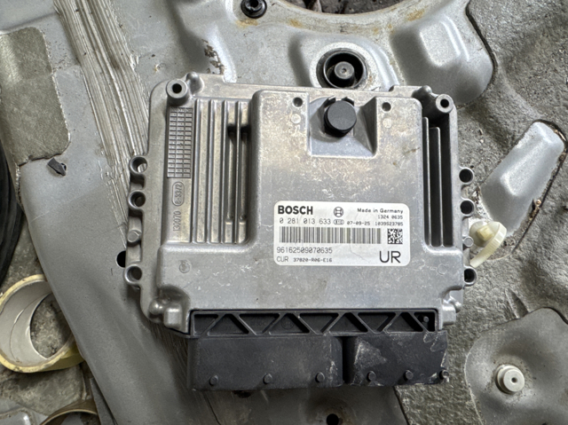 Блок електронного управління 37820R07E12 HONDA