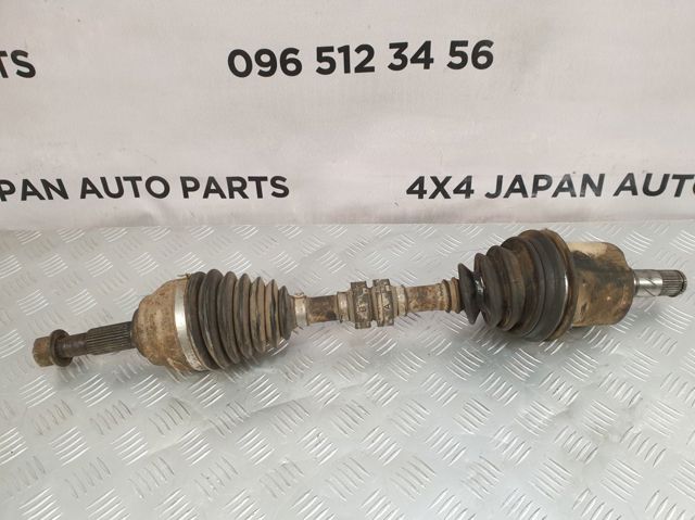 Привід лівий 39101CC40A NISSAN