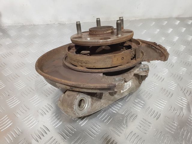 Цапфа поворотного кулака 4230430090 TOYOTA
