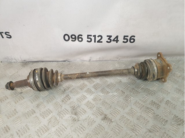 Піввісь передня ліва 4342042140 TOYOTA
