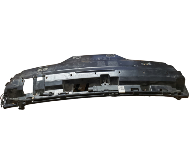 Кронштейн бампера заднього, центральний 51127256921 BMW