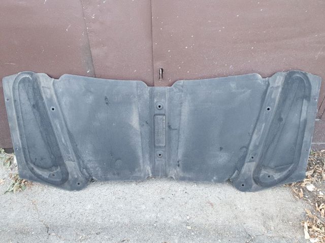 Оббивка передка 51488402150 BMW