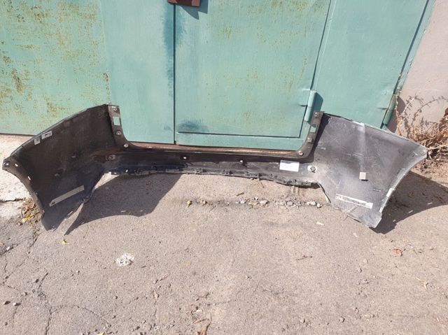 Бампер задній 5215978010 TOYOTA
