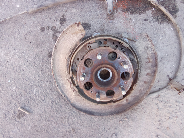 Цапфа поворотного кулака 52215SWAA00 HONDA