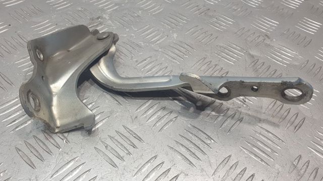 Шарнір капота правий 534100E050 TOYOTA