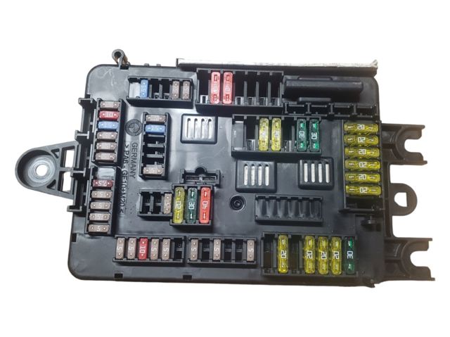 Корпус запобіжників 61149261110 BMW