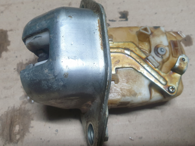 Замок дверей багажника 63032FG101 SUBARU