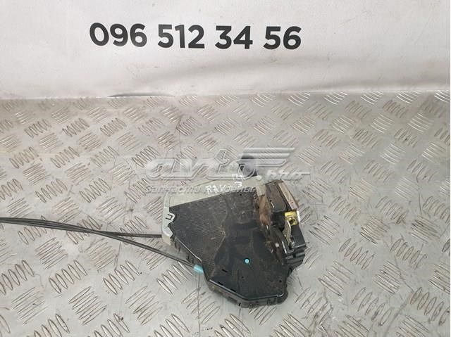 Замок дверей водія Тойота Рав 4 4